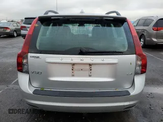 2010 Volvo V50 с VIN YV1382MW0A2543896, выставлен на аукционе Copart как лот 73605374 с пробегом 83 713 миль миль и Списание • Salvage title. История ставок и продаж доступна на DreamBid. Изображение 6.