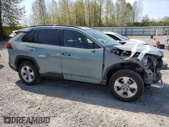2021 Toyota RAV4 Hybrid XLE with VIN JTMRWRFV3MD134951, listed as a Copart auction lot 53275155 with 46,464 mi miles and Salvage Title. Bid and sale history available at carsss.com. Image 4.