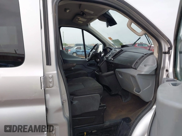 2016 Ford Transit XL z VIN 1FBZX2ZM3GKA80563, wystawiony jako IAAI lot #41874307 z przebiegiem 197 270 mil mil oraz . Historia ofert i sprzedaży dostępna na DreamBid. Obrazek 5.