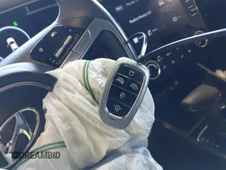 2022 Hyundai Santa Cruz SEL z VIN 5NTJCDAE7NH018858, wystawiony jako IAAI lot #42038182 z przebiegiem 28 596 mil mil oraz . Historia ofert i sprzedaży dostępna na DreamBid. Obrazek 11.