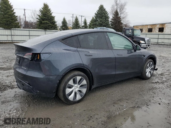 2024 Tesla Model Y Long Range with VIN 7SAYGDEE6RA278636, listed as a Copart auction lot 48718085 with 21,349 mi miles and Salvage Title. Bid and sale history available at DreamBid. Image 3.