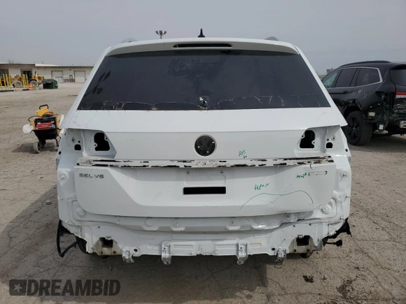 2021 Volkswagen Atlas SEL R-Line с VIN 1V2SR2CA8MC584357, выставлен на аукционе Copart как лот 53303615 с пробегом 37 384 миль миль и Списание • Salvage title. История ставок и продаж доступна на DreamBid. Изображение 6.