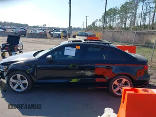 2017 Audi A3 Premium z VIN WAUAUGFF6H1041068, wystawiony jako IAAI lot #41534579 z przebiegiem 115 161 mil mil oraz . Historia ofert i sprzedaży dostępna na DreamBid. Obrazek 13.