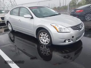 2011 Nissan Altima S with VIN 1N4AL2AP2BN473090, listed as a IAAI auction lot 41954089 with 194,707 mi miles and . Bid and sale history available at carsss.com. Image 1.