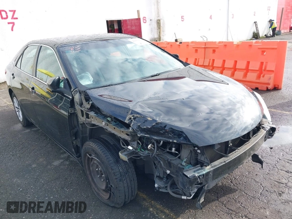 2017 Toyota Camry XLE with VIN 4T1BF1FK4HU268832, listed as a IAAI auction lot 41935869 with 169,584 mi miles. Bid and sale history available at carsss.com. Image 6.