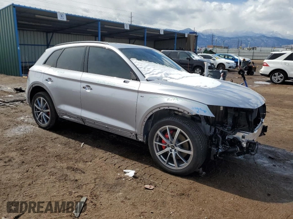 2024 Audi Q5 S line Premium Plus with VIN WA1E2AFY2R2130229, listed as a Copart auction lot 49924335 with 2,856 mi miles and Salvage title. Bid and sale history available at DreamBid. Image 4.