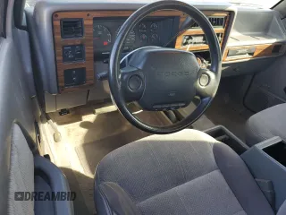 1994 Dodge Dakota z VIN 1B7GG23X0RS733164, wystawiony jako Copart lot #73344004 z przebiegiem 101 809 mil mil oraz Szkoda całkowita • Salvage title. Historia ofert i sprzedaży dostępna na DreamBid. Obrazek 8.