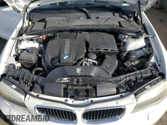2013 BMW 1 Series 135i with VIN WBAUN7C57DVM27118, listed as a Copart auction lot 86964304 with 57,182 mi miles and Salvage Title. Bid and sale history available at carsss.com. Image 11.