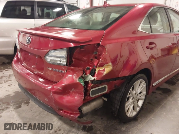 2010 Lexus HS 250h z VIN JTHBB1BA3A2005521, wystawiony jako IAAI lot #41817775 z przebiegiem 233 086 mil mil oraz . Historia ofert i sprzedaży dostępna na DreamBid. Obrazek 6.