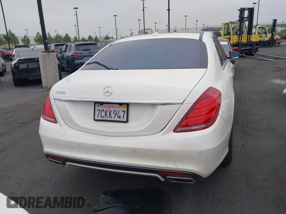 2014 Mercedes-Benz S 550 z VIN WDDUG8CB1EA013470, wystawiony jako IAAI lot #42323724 z przebiegiem 84 939 mil mil oraz . Historia ofert i sprzedaży dostępna na DreamBid. Obrazek 17.