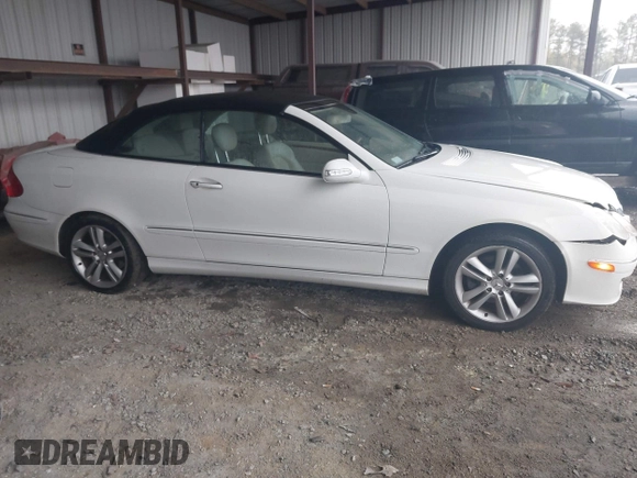 2007 Mercedes-Benz CLK 350 with VIN WDBTK56F07T082559, listed as a IAAI auction lot 42012047 with 76,513 mi miles and . Bid and sale history available at carsss.com. Image 13.