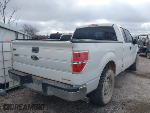 2014 Ford F-150 XL with VIN 1FTFX1CF6EKG22786, listed as a IAAI auction lot 41633180 with 114,966 mi miles. Bid and sale history available at carsss.com. Image 4.