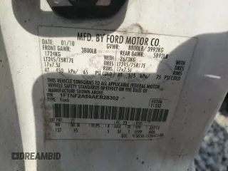 2010 Ford F-250 z VIN 1FTNF2A59AEB28302, wystawiony jako Copart lot #52718485 z przebiegiem 526 431 mil mil oraz Szkoda całkowita • Salvage title. Historia ofert i sprzedaży dostępna na DreamBid. Obrazek 14.