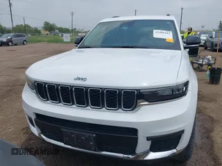 2021 Jeep Grand Cherokee Limited with VIN 1C4RJJBG5M8175260, listed as a IAAI auction lot 42206283 with Not provided miles and . Bid and sale history available at DreamBid. Image 12.