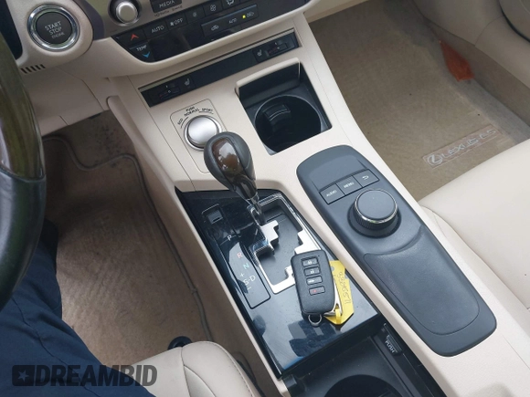 2013 Lexus ES 250 с VIN JTHBK1GG6D2020726, выставлен на аукционе IAAI как лот 42191866 с пробегом 85 180 миль миль и . История ставок и продаж доступна на DreamBid. Изображение 11.