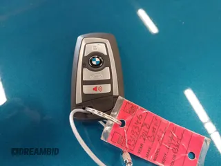 2018 BMW M2 z VIN WBS1J5C58JVD36727, wystawiony jako IAAI lot #41939937 z przebiegiem 31 959 mil mil oraz . Historia ofert i sprzedaży dostępna na DreamBid. Obrazek 11.