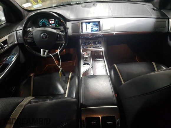 2015 Jaguar XF V6 Portfolio with VIN SAJWJ0FF2F8U68438, listed as a Copart auction lot 85130674 with 71,878 mi miles and Salvage Title. Bid and sale history available at carsss.com. Image 8.