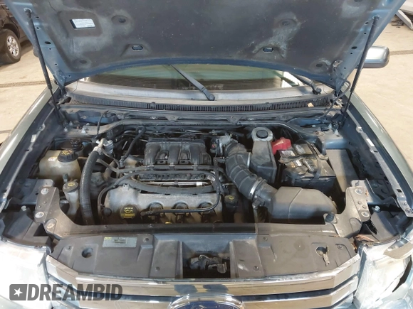 2010 Ford Flex SEL with VIN 2FMGK5CC8ABB09572, listed as a IAAI auction lot 42045111 with 225,666 mi miles. Bid and sale history available at carsss.com. Image 10.