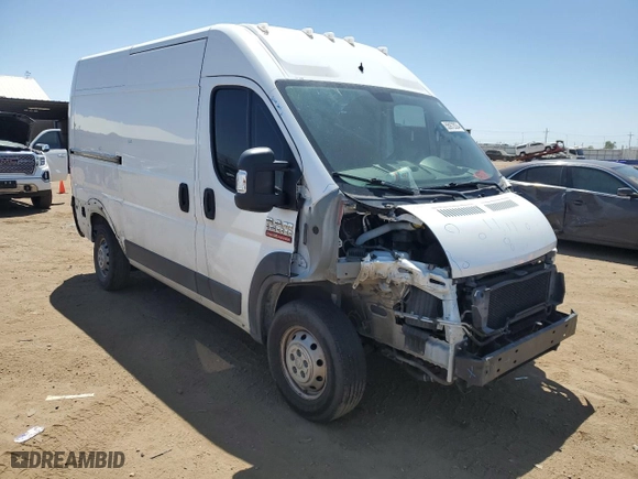 2020 Ram ProMaster Cargo Van with VIN 3C6TRVBG4LE102902, listed as a Copart auction lot 55972024 with 71,914 mi miles and Salvage Title. Bid and sale history available at carsss.com. Image 4.