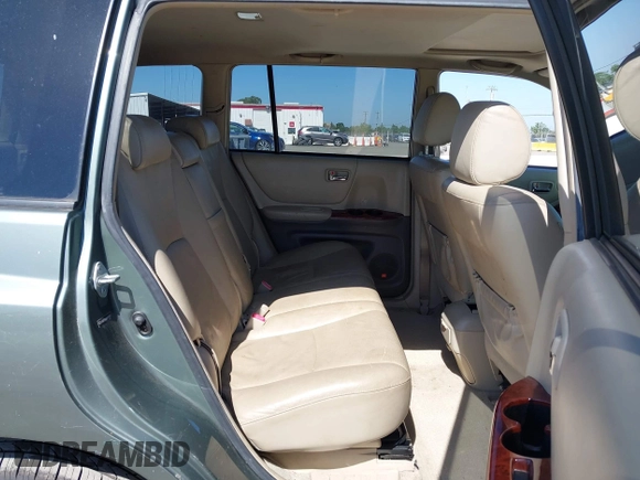 2005 Toyota Highlander z VIN JTEEP21AX50074209, wystawiony jako IAAI lot #42229791 z przebiegiem 180 122 mil mil oraz . Historia ofert i sprzedaży dostępna na DreamBid. Obrazek 8.