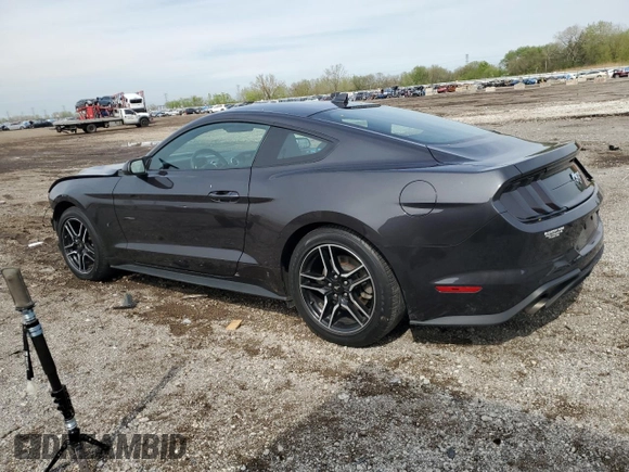 2022 Ford Mustang EcoBoost z VIN 1FA6P8TH6N5111321, wystawiony jako Copart lot #55021925 z przebiegiem 58 149 mil mil oraz Szkoda całkowita • Salvage title. Historia ofert i sprzedaży dostępna na DreamBid. Obrazek 2.