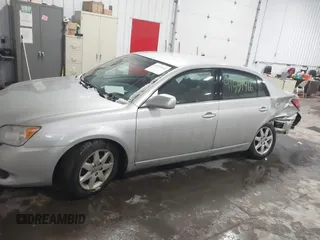 2010 Toyota Avalon XL with VIN 4T1BK3DB1AU362862, listed as a IAAI auction lot 41539466 with 168,762 mi miles and . Bid and sale history available at carsss.com. Image 6.