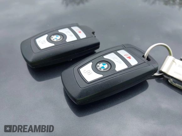 2015 BMW 5 Series 528i xDrive with VIN WBA5A7C56FD626542, listed as a IAAI auction lot 42214621 with 101,826 mi miles and . Bid and sale history available at DreamBid. Image 11.