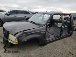 2004 Ford Super Duty F-250 XL with VIN 1FTNW21P54EC61709, listed as a Copart auction lot 48918335 with 0 mi miles and Salvage Title. Bid and sale history available at carsss.com. Image 1.
