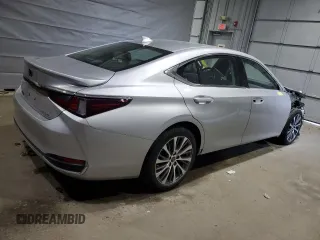 2021 Lexus ES 250 with VIN 58AD11D13MU005655, listed as a Copart auction lot 52137355 with 32,107 mi miles and Salvage title. Bid and sale history available at DreamBid. Image 3.