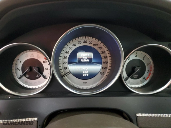 2015 Mercedes-Benz C-Class C 250 with VIN WDDGJ4HB6FG370187, listed as a Copart auction lot 88162875 with 102,961 mi miles and Clean Title. Bid and sale history available at carsss.com. Image 9.