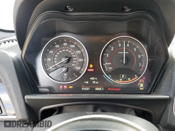 2015 BMW 2 Series 228i with VIN WBA1F9C54FVW98698, listed as a Copart auction lot 47660115 with 91,221 mi miles and Salvage Title. Bid and sale history available at carsss.com. Image 9.