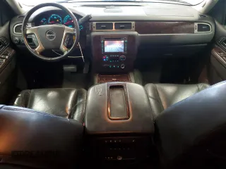 2012 GMC Yukon Denali with VIN 1GKS2EEF4CR147472, listed as a Copart auction lot 73318464 with 133,953 mi miles and Clean Title. Bid and sale history available at carsss.com. Image 8.
