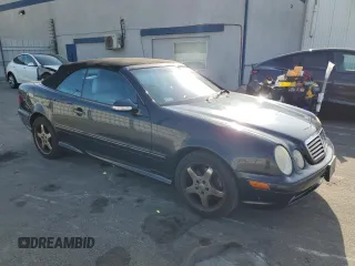 2003 Mercedes-Benz CLK 430 with VIN WDBLK70G93T138327, listed as a Copart auction lot 81527674 with 118,590 mi miles and Salvage Title. Bid and sale history available at DreamBid. Image 4.