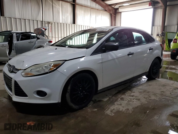 2012 Ford Focus S with VIN 1FAHP3E21CL410972, listed as a Copart auction lot 51037015 with 220,699 mi miles and Salvage Title. Bid and sale history available at DreamBid. Image 1.