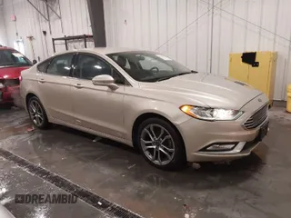 2017 Ford Fusion SE with VIN 3FA6P0HD1HR275097, listed as a IAAI auction lot 41791961 with 136,887 mi miles. Bid and sale history available at carsss.com. Image 1.
