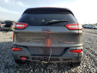 2016 Jeep Cherokee Trailhawk with VIN 1C4PJMBS4GW188840, listed as a Copart auction lot 58760605 with 117,570 mi miles and Salvage title. Bid and sale history available at DreamBid. Image 6.