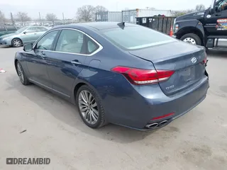 2015 Hyundai Genesis 5.0L with VIN KMHGN4JF7FU085068, listed as a IAAI auction lot 41679660 with 66,540 mi miles. Bid and sale history available at carsss.com. Image 3.