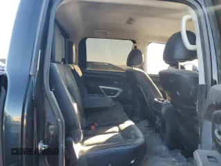 2017 Nissan Titan SV z VIN 1N6AA1E54HN541544, wystawiony jako Copart lot #78107674 z przebiegiem 201 670 mil mil oraz Czysty tytuł • Clean title. Historia ofert i sprzedaży dostępna na DreamBid. Obrazek 10.