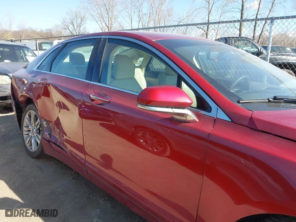 2013 Lincoln MKZ with VIN 3LN6L2G92DR825914, listed as a IAAI auction lot 42020442 with 120,558 mi miles. Bid and sale history available at carsss.com. Image 13.
