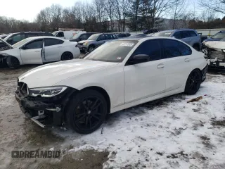 2021 BMW 3 Series 330i xDrive z VIN 3MW5R7J09M8B80607, wystawiony jako Copart lot #42217305 z przebiegiem 31 848 mil mil oraz Szkoda całkowita • Salvage title. Historia ofert i sprzedaży dostępna na DreamBid. Obrazek 1.