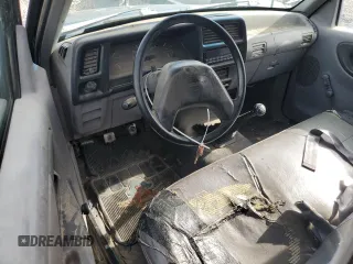1994 Mazda B-Series Truck z VIN 4F4CR12AXRTM29986, wystawiony jako Copart lot #78825554 z przebiegiem 183 595 mil mil oraz Szkoda całkowita • Salvage title. Historia ofert i sprzedaży dostępna na DreamBid. Obrazek 8.