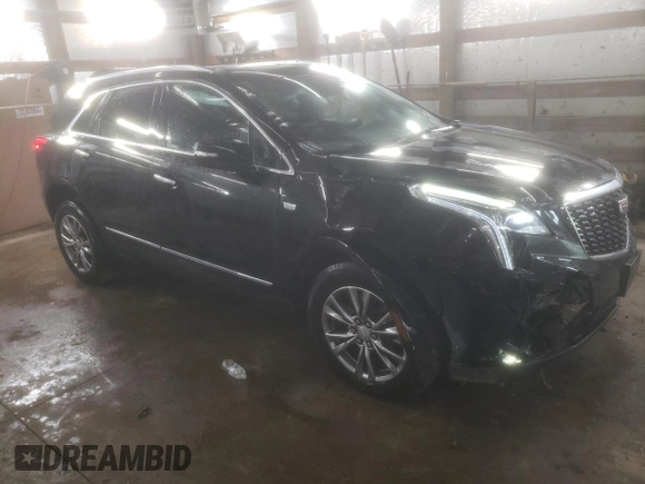 2021 Cadillac XT5 FWD Premium Luxury z VIN 1GYKNCR4XMZ226527, wystawiony jako Copart lot #83453724 z przebiegiem 45 807 mil mil oraz Szkoda całkowita • Salvage title. Historia ofert i sprzedaży dostępna na DreamBid. Obrazek 4.