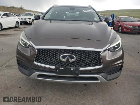 2019 Infiniti QX30 Luxe with VIN SJKCH5CR1KA009121, listed as a Copart auction lot 55252695 with 95,931 mi miles and Salvage title. Bid and sale history available at DreamBid. Image 5.