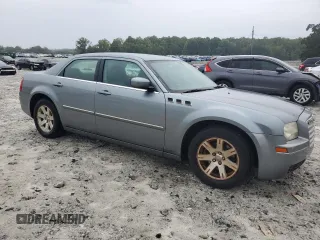 2007 Chrysler 300 Signature with VIN 2C3KA53G77H892253, listed as a Copart auction lot 69872244 with 132,136 mi miles and Salvage Title. Bid and sale history available at carsss.com. Image 4.