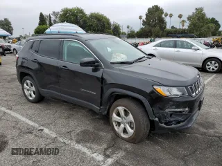 2020 Jeep Compass Latitude z VIN 3C4NJDBB0LT155146, wystawiony jako Copart lot #65617725 z przebiegiem 69 292 mil mil oraz Szkoda całkowita • Salvage title. Historia ofert i sprzedaży dostępna na DreamBid. Obrazek 4.