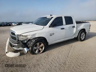 2022 Ram 1500 Tradesman z VIN 3C6RR6KG6NG256647, wystawiony jako Copart lot #77730423 z przebiegiem 22 273 mil mil oraz Szkoda całkowita • Salvage title. Historia ofert i sprzedaży dostępna na DreamBid. Obrazek 1.