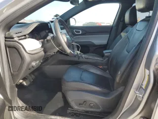 2023 Jeep Compass Latitude Lux с VIN 3C4NJDFN6PT513828, выставлен на аукционе Copart как лот 52940125 с пробегом 63 204 миль миль и Списание • Salvage title. История ставок и продаж доступна на DreamBid. Изображение 7.