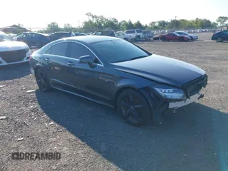 2015 Mercedes-Benz CLS-Class CLS 400 with VIN WDDLJ6HB8FA153222, listed as a IAAI auction lot 40031485 with 113,329 mi miles. Bid and sale history available at carsss.com. Image 1.