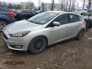 2016 Ford Focus SE with VIN 1FADP3K28GL321635, listed as a Copart auction lot 51574305 with 122,662 mi miles and Salvage Title. Bid and sale history available at carsss.com. Image 1.
