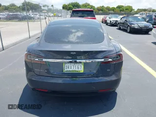 2017 Tesla Model S 60 с VIN 5YJSA1E10HF220006, выставлен на аукционе IAAI как лот 42190629 с пробегом 64 350 миль миль и . История ставок и продаж доступна на DreamBid. Изображение 16.